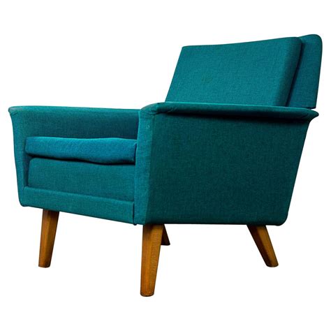 Pair Of Danish Modern Lounge Chairs By Fritz Hansen C S For Sale