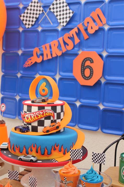 Festa Hot Wheels Pra Gente Mi Da Cria Es Hot Wheels Birthday Hot Wheels Cake Hot Wheels