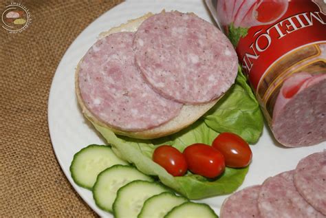 Domowy wyrób Coś do chleba i talerza Mielonka Luncheon meat w