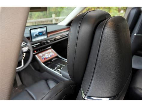 2021 Lincoln Aviator: 90 Interior Photos | U.S. News