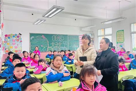 未央区杨善寨小学开展班级文化建设评比活动 财经头条