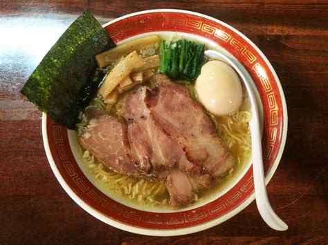 麺処 懐や Futokoroya ＠鷺沼 ／ 特製塩ゆらーめん（細麺）