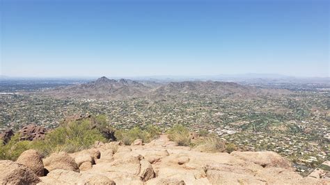 Camelback Mountain Cholla Trail - Arizona Hiking Trails