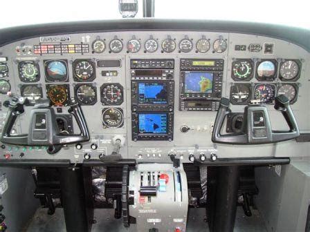 Jet Airlines: Cessna 182 Cockpit