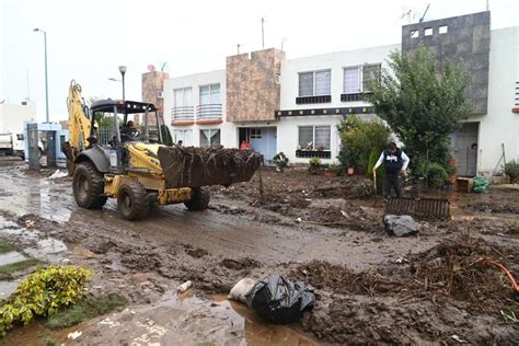 Realizan Labores De Limpieza Tras Las Inundaciones En Chalco