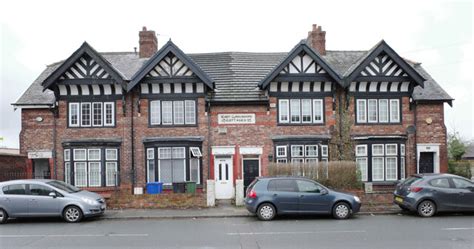 East Lancashire Cottages Edge Lane © Habiloid Cc By Sa20