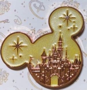 37340 Mickey Icon With Sleeping Beauty Castle Castle Of Magical