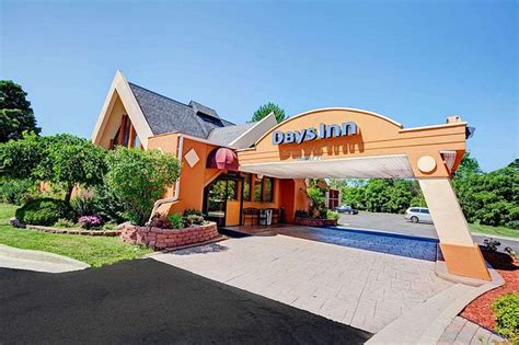 DAYS INN BY WYNDHAM ANN ARBOR $68 ($̶7̶6̶) - Updated 2024 Prices & Hotel Reviews - MI