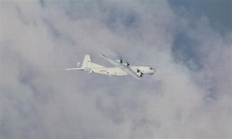 共軍1架運8反潛機擾台 空軍兵力應對國防 僑務電子報