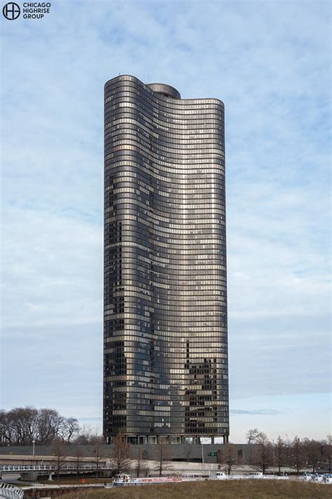 Lake Point Tower Condos of Chicago | 505 N Lake Shore Drive