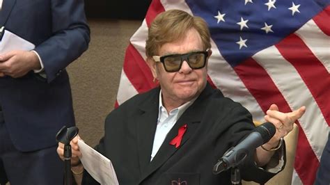 Senadores Dos Eua E Elton John Na Luta Contra A Aids Afp Youtube