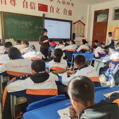 双减进行时 东胜区第六中学“落实双减，五育并举”之集体备课篇教学质量语文活动