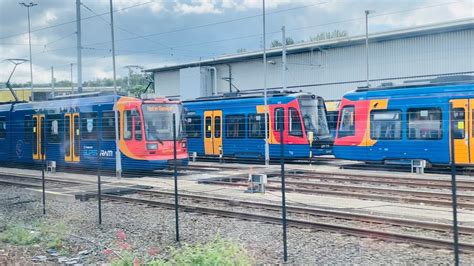 Passing The Stagecoach Sheffield Supertram Nunnery Tram Depot Youtube