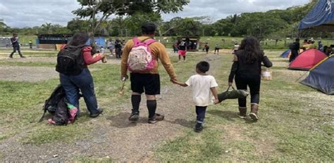 M S De Mil Personas Han Cruzado El Dari N En La Mayor A Son