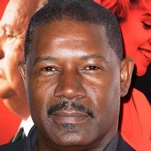 Dennis Haysbert - Bio, Family, Trivia | Famous Birthdays