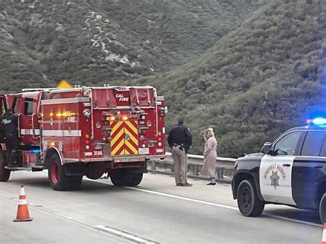 Car fire on 15 freeway in Cajon Pass snarls traffic Monday evening