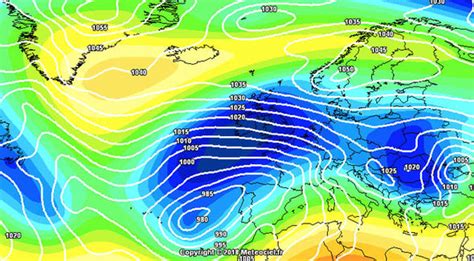 Snow in Europe: Latest map shows SNOWMAGEDDON as temperatures plummet ...