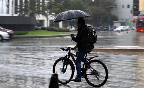 Reportan Lluvia Ligera En Alcald As De Cdmx