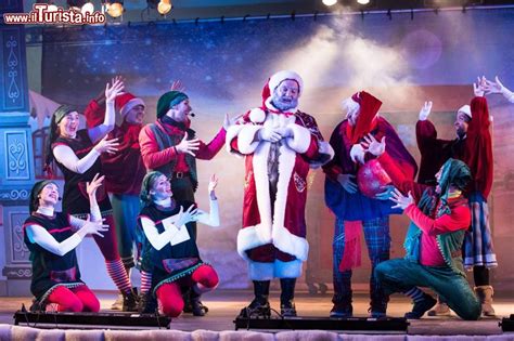 Musical Di Natale Uno Degli Show Della Grotta Foto Ornavasso