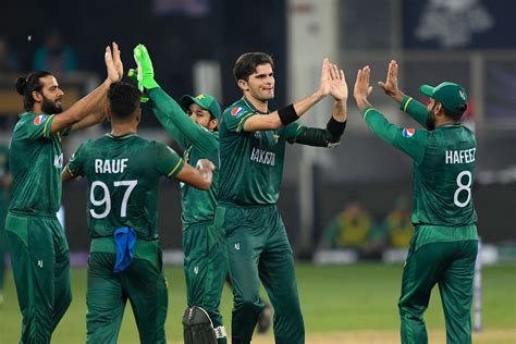 Babar Azam Father Breaks Into Tears After Pak Historic Win Against Ind