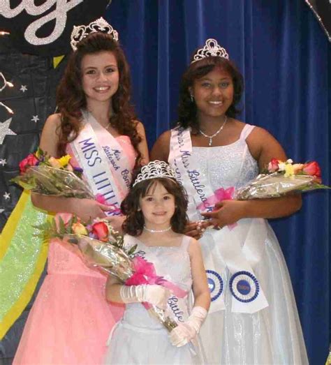 My Friends Daughter On The Right Fashion Daughter Crown Jewelry