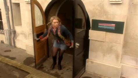 1x11 Boom Town Screencap Rose Tyler Rose Tyler Image 3823706 Fanpop