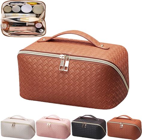 Amazon Vernassa Large Capacity Travel Cosmetic Bag Toiletry Bag