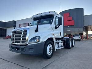 Freightliner Cascadia For Sale Sleeper Truck