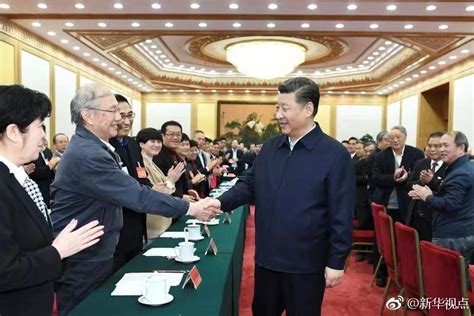 习近平主持召开学校思想政治理论课教师座谈会 新华网