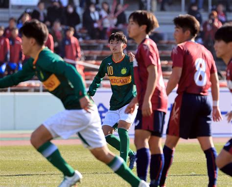 【高校サッカー】神田奏真、高田優、中村圭佑のjクラブ内定者3人を擁する静岡学園が大勝発進 サッカー写真ニュース 日刊スポーツ