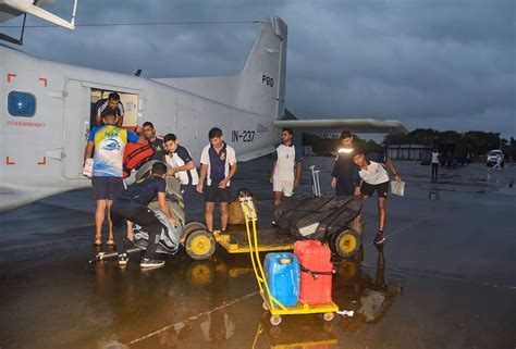 Maharashtra Rains 51 000 Affected In Kolhapur Flood Navy Teams Mobilised