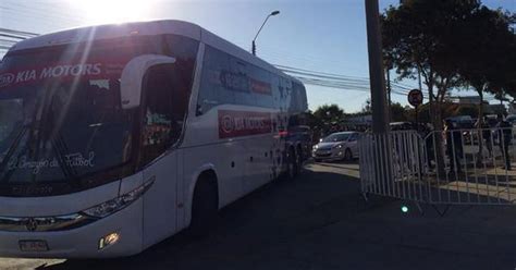 La Previa Con Messi A La Cabeza Y Mucho Colorido Argentina Arribó Al Estadio Del Debut Infobae