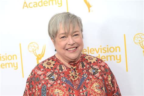 Kathy Bates Joins Ryan Murphys Feud As Joan Blondell Thewrap