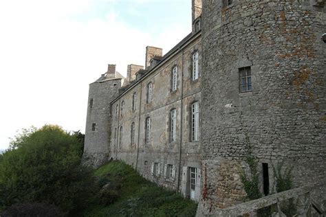 TRESORS DU PATRIMOINE FRANCAIS LES IFFS ILE ET VILAINE LE CHATEAU