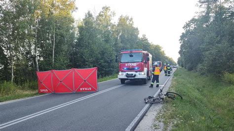 Tragiczny wypadek w Starych Żukowicach Potrącona rowerzystka zmarła w