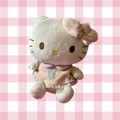 BIG HELLO KITTY PLUSH on Carousell