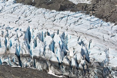 Crevasse (Glacier) - Glacier Info