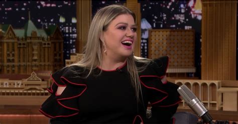 Kelly Clarkson Talk Show Details | POPSUGAR Entertainment