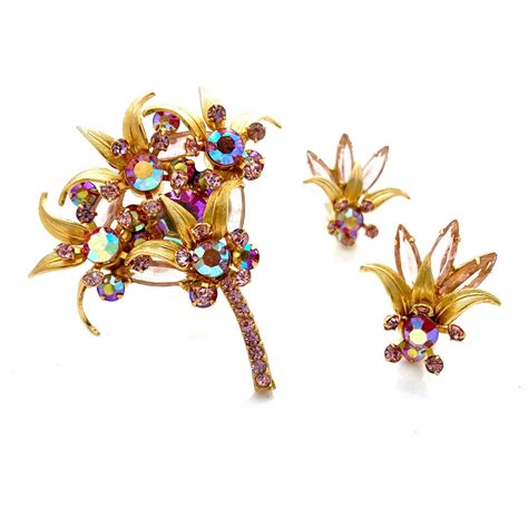 Vintage Juliana Venus Flame Pink Rhinestone Flower Brooch Earrings Set