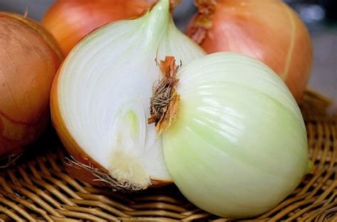 【ソレダメ】新玉ねぎと豚肉の炊き込みご飯の作り方！疲労回復効果がある新玉ねぎレシピ【4月10日】 オーサムスタイル