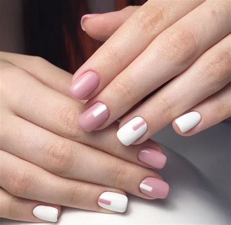 Unghie Estive E Nail Art Eleganti Rosa Bianco E Arancio A