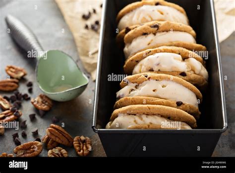 Galletas de oblea de caramelo fotografías e imágenes de alta resolución