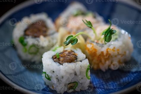 Spicy tuna roll 729175 Stock Photo at Vecteezy