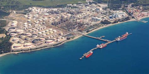 Cepsa Se Incorpora A La Estrategia Verde Del Puerto De Algeciras