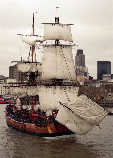 A Covent Garden Gilflurt's Guide to Life: Merchant Ships Ruled the Waves