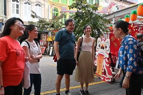 Visita Guidata Locale A Piedi Dei Tesori Nascosti Di Chinatown Fornito