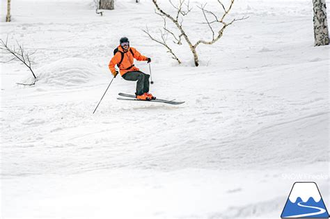 大雪山旭岳ロープウェイ｜パウダーが無くたって、スキーは楽しい！過去最高難度の雪面を思いっきり楽しむ1日 北海道雪山情報