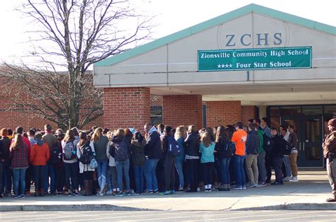 Zionsville Community High School students peacefully walk out • Current ...