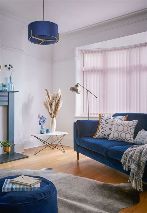 Sapphire Blue Living Room With Pink Blinds | Blue theme living room ...