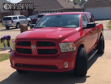 2013 Ram 1500 With 20x12 44 Moto Metal Mo962 And 28555r20 Amp Terrain